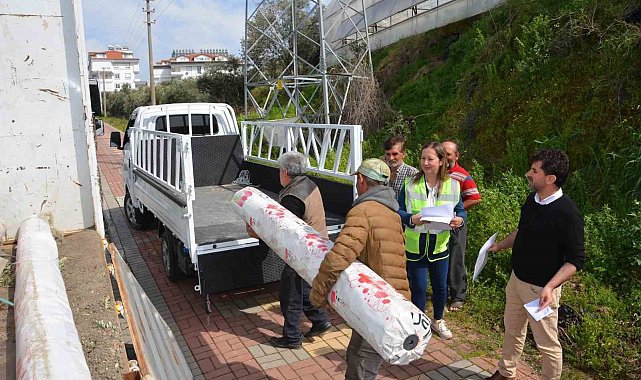 Büyükşehir Belediyesi Alanyalı üreticilerin yaralarını sarıyor