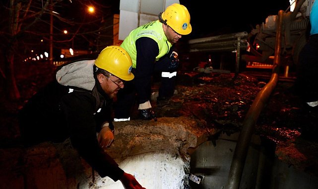 Büyükşehir ekipleri gece boyunca altyapı mesaisini sürdürdü