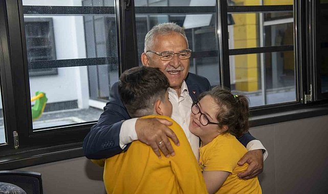 Büyükşehir'in Engelsiz Yaşam Merkezi, 'ikinci yuva' oldu