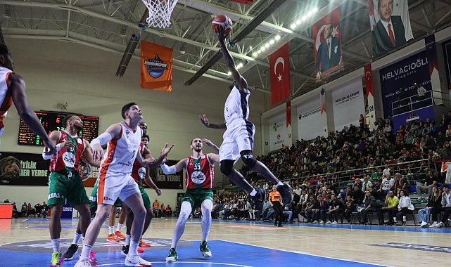 Çağdaş Bodrum Spor evinde Pınar Karşıyaka ile karşılaştı