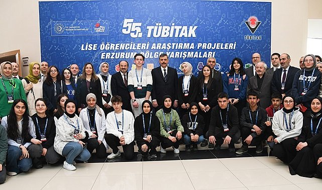 Çakmak, &quot;Gençler geleceğe dair ümitlerimizi yeşertiyor&quot;