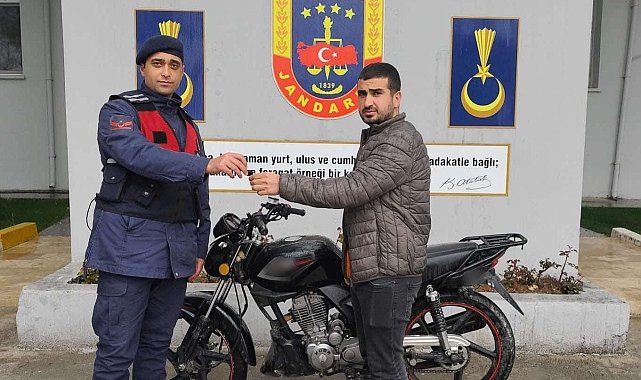 Çalınan motosiklet sahibine teslim edildi