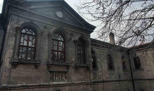 Çanakkale Zaferi'nin sembol okulu: Taş Mektep