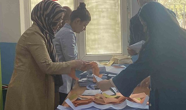 Çankırı'da sandıklar kapandı: Oy sayımı başladı