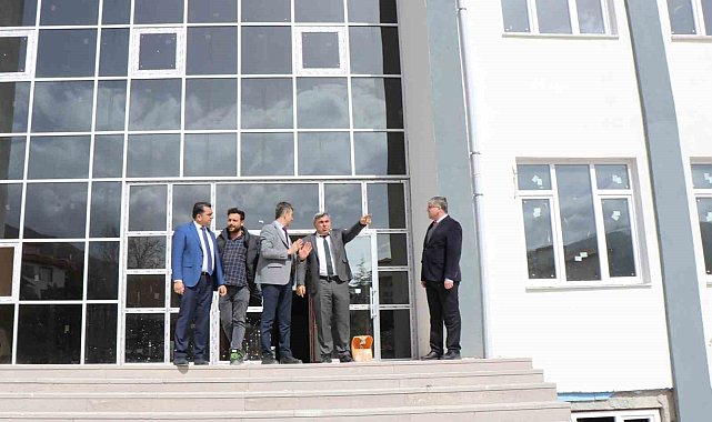 Çay'da okul inşaatları devam ediyor