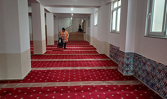 Çayırova'da ibadethaneler temizleniyor