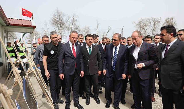 Çevre, Şehircilik ve İklim Değişikliği Bakanı Özhaseki: "Bittiğinde Zonguldak'ımızın en güzel yerlerinden birisi haline gelecek"