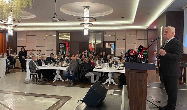 CHP Bursa Büyükşehir adayı Mustafa Bozbey: "Bursa Kent Anayasası'nı yaparak işe başlayacağız"