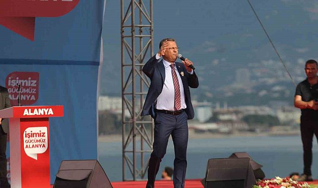 CHP Genel Başkanı Özel: "İki kez üst üste kazanacağız, Antalya'yı bir daha vermeyeceğiz"