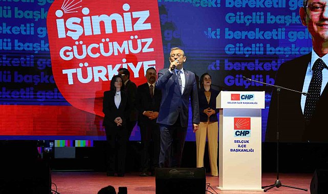 CHP Genel Başkanı Özel, Selçuk adayının tanıtım toplantısına katıldı