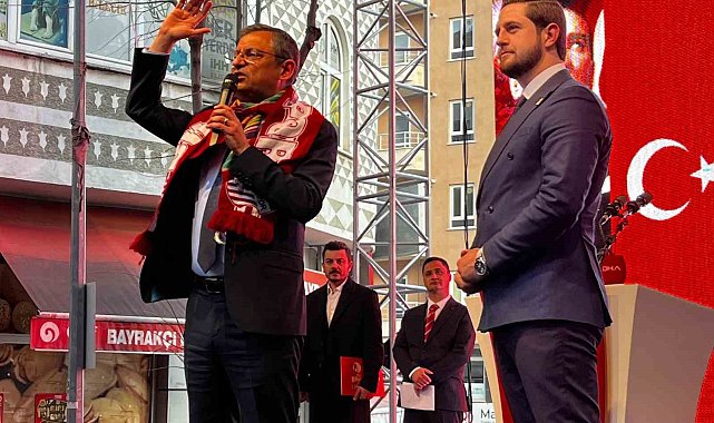 CHP Genel Başkanı Özel'den Bilecikspor'a özel sevgi