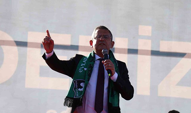CHP lideri Özel: "Gülizar Başkanla ağladık, bağrımıza taş basıp İYİ Parti'ye oy verdik"