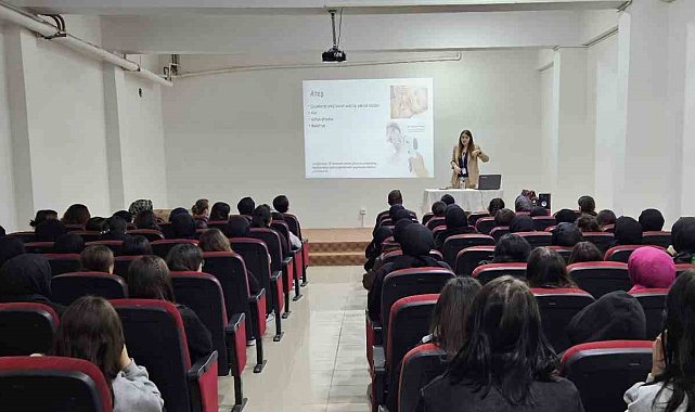 Çocuk gelişimi öğrencilerine aşı takvimi anlatıldı