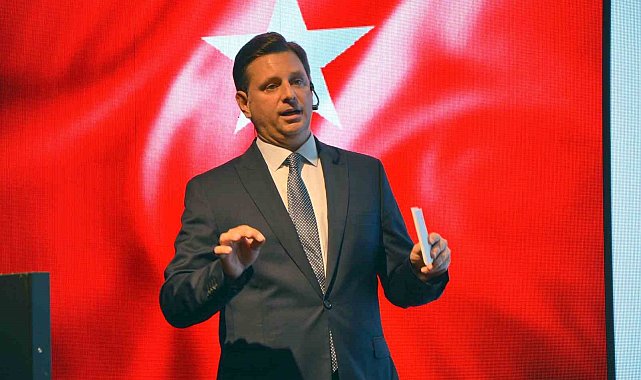 Cumhur İttifakı Çeşme adayı Esat Tanık: "Çeşme'nin dünyada tanınmasını sağlayacağız"
