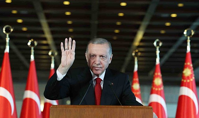 Cumhurbaşkanı Erdoğan "İBB nereye gittiği belli olmayan deste deste para görüntüleri ile anılmakta"
