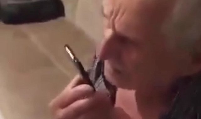 Cumhurbaşkanı Erdoğan'dan broşür dağıtırken saldırıya uğrayan Ramazan Şahin'e 'geçmiş olsun' telefonu