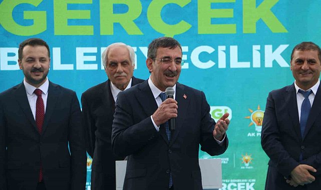 Cumhurbaşkanı Yardımcısı Yılmaz: "Bize oy versin, vermezsin herkese bugüne kadar hizmet ettik"