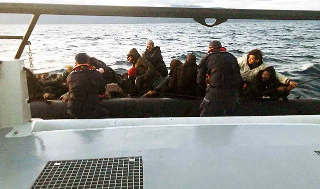 Datça'da 23 düzensiz göçmen yakalandı