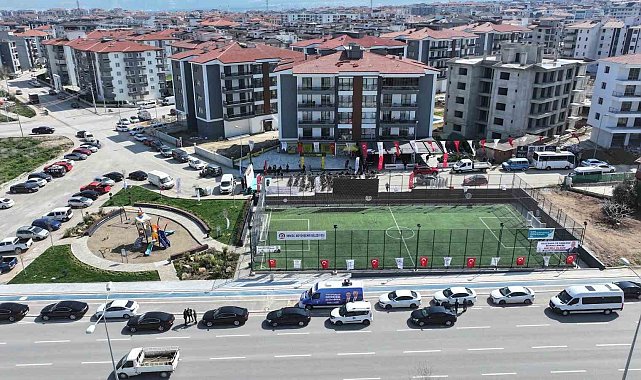 Denizli Büyükşehir Yenişafak'ta 3 parkı hizmete açtı