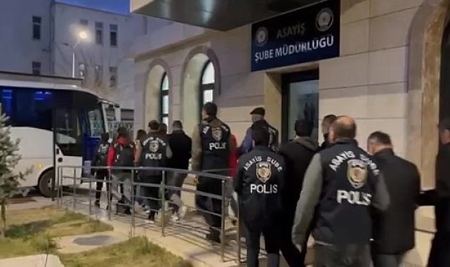 Denizli ve 3 ilde eş zamanlı dolandırıcılık operasyonu: 10 şahıs tutuklandı