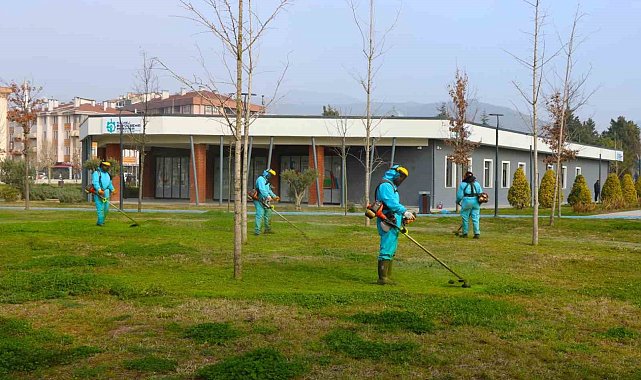 Derince Millet Bahçesi'nde temizlik