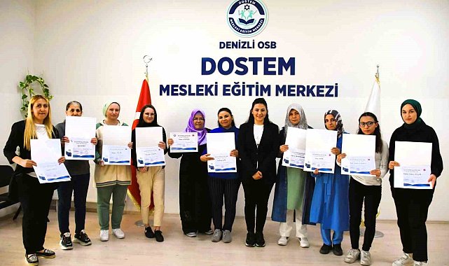 Dikiş makineciliğini öğrenen 11 kadın Denizli OSB&#039;deki firmalarda istihdam edildi