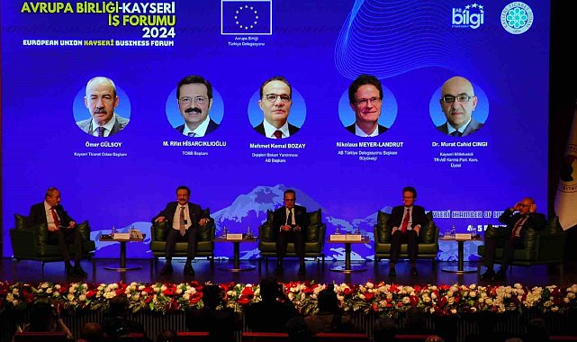 Dışişleri Bakan Yardımcısı Bozay: "Kayseri AB'ye uyum noktasında yeşil dönüşüm ve dijitalleşme ile herkesten önce uyumu sağlar"