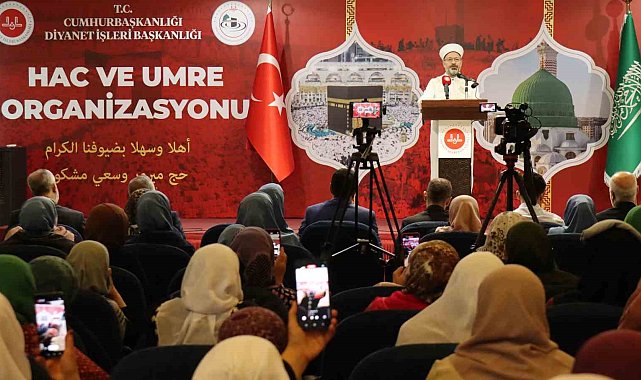 Diyanet İşleri Başkanı Erbaş: "Şehitlerimizin kabirlerinde rahat uyumasını istiyorsak birlik ve beraberlik içinde olmalıyız"