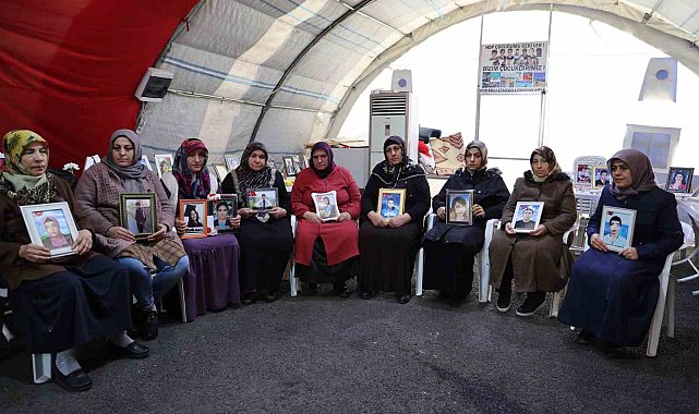Diyarbakır anneleri Ramazan ayına evlatlarının yolunu gözleyerek giriyor