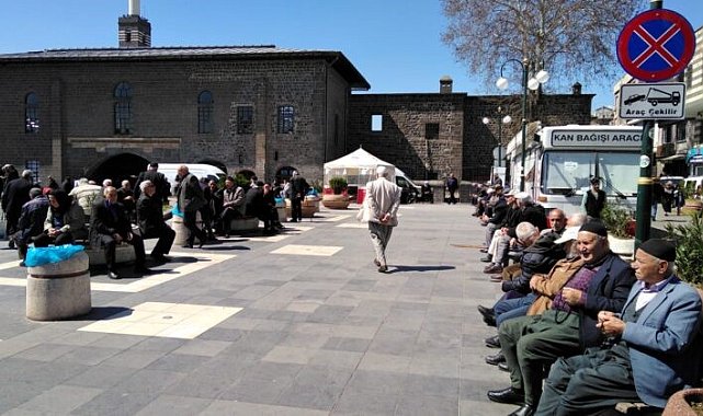 Diyarbakır yaşlıları mutlu