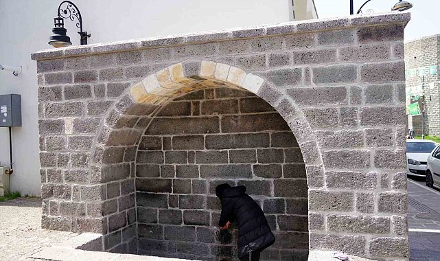 Diyarbakır'da 3 tarihi çeşmede yeniden su akmaya başladı