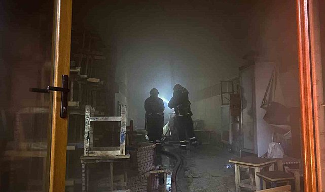 Diyarbakır'da çayevinde yangın