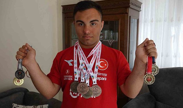 Down sendromlu lise öğrencisi Abdullah İnan'dan önemli başarı