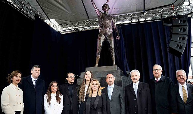 Eda Erdem Dündar'ın heykelinin açılışı yapıldı