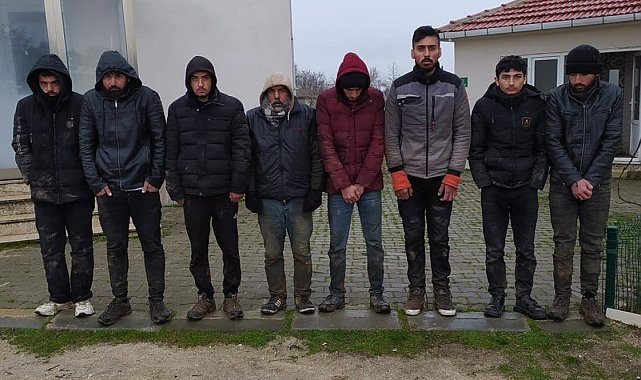 Edirne'de 8 düzensiz kaçak göçmen yakalandı