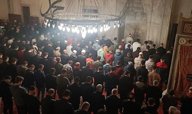 Edirne'de Ramazan'ın ilk teravih namazı kılındı
