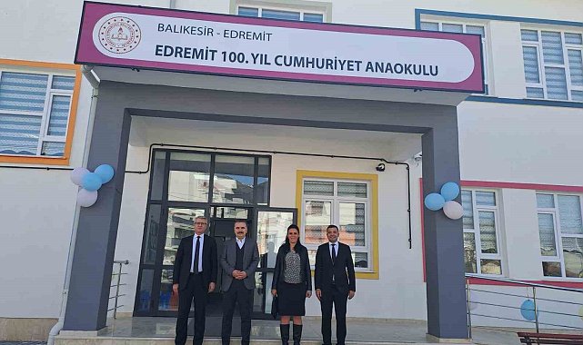 Edremit'te 3 yeni okulda eğitim ve öğretim başladı
