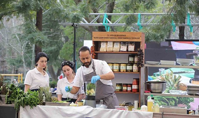 Efeler Gastronomi Festivali'nde lezzet şöleni yaşandı