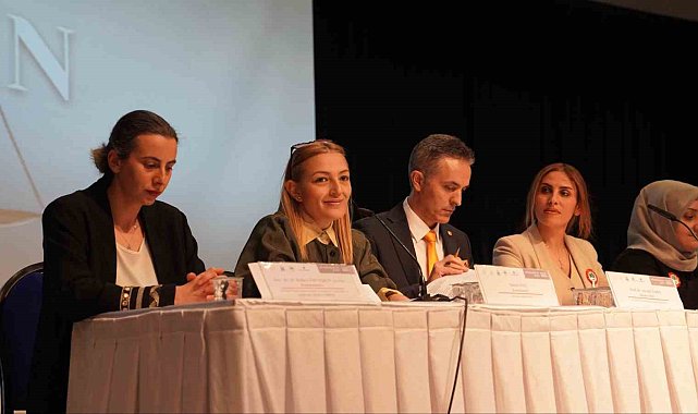 Erkek akademisyenden dikkat çekici kadın çıkışı