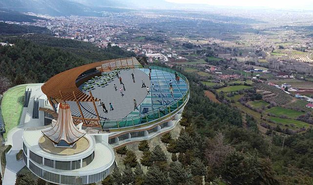 Ertemur: "Pamukkale'mizin yeni cazibe merkezi Şahin Tepesi Cam Restoran olacak"