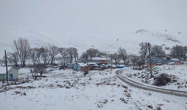 Erzurum'a kış geri geldi
