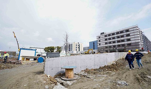 Esenyurt'ta bulunan Türkiye'nin en büyük lise kampüsünün inşaatı yüzde 91 oranında tamamlandı