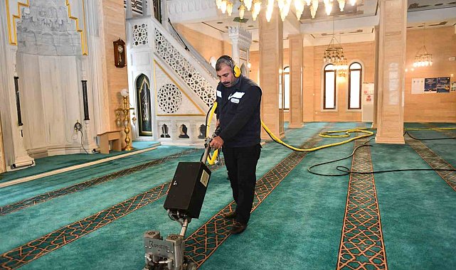 Esenyurt'ta camiler Ramazan ayına hazırlandı