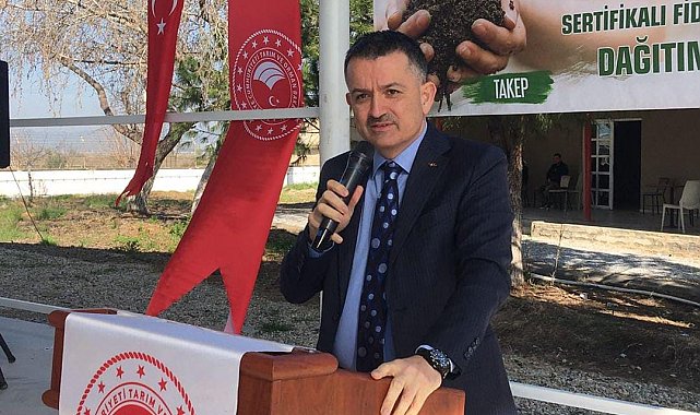 Eski Tarım ve Orman Bakanı Pakdemirli: "Evlatlarımızı tarım yapmaya ikna etmemiz gerekiyor"