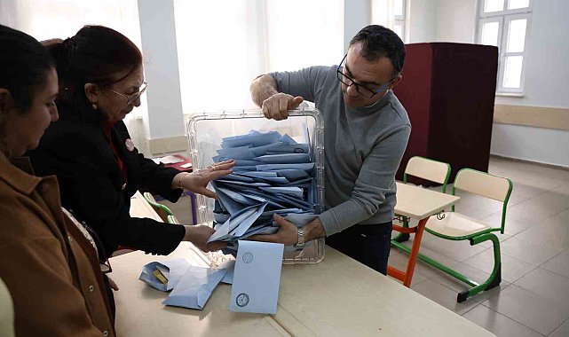 Eskişehir'de oy sayımına başlandı