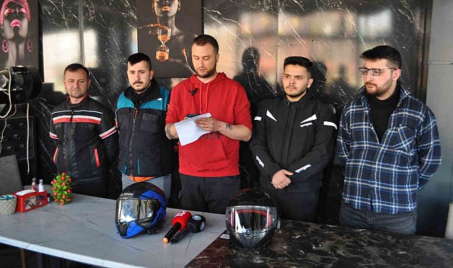 Eskişehirli kuryeler, Kurye Dostu Belediye Protokolü'ne imza atmayan Ayşe Ünlüce'ye tepki gösterdi