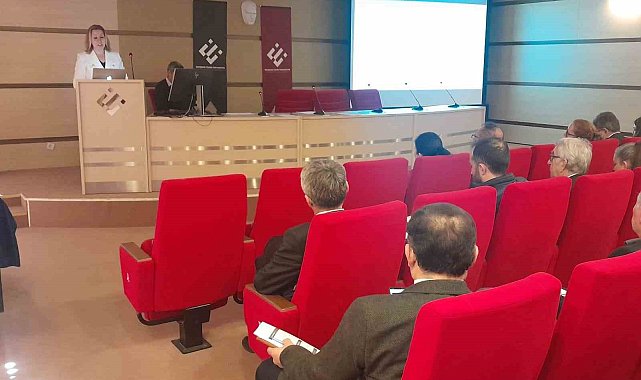 ESTÜ'de resmi yazışma eğitimi düzenlendi