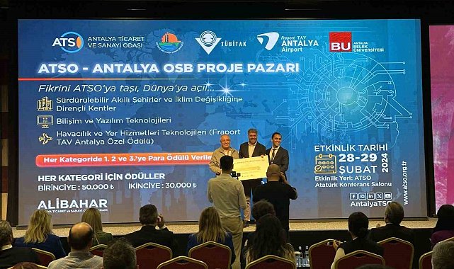 ESTÜ&#039;lü Tayfun Koçak&#039;a 2 ödül birden