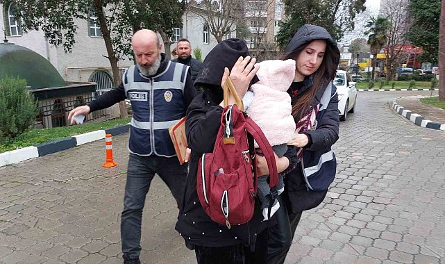 Evden 50 bin liralık altın çalan kadın yakalandı