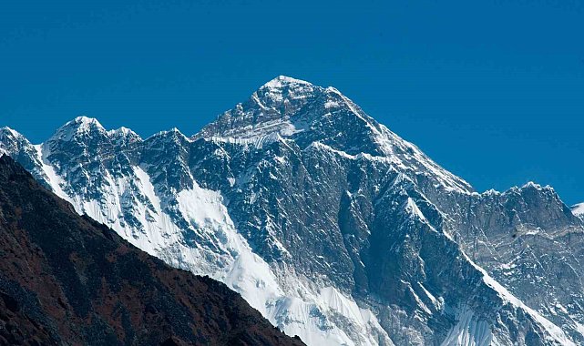 Everest dağcılarına GPS zorunluluğu